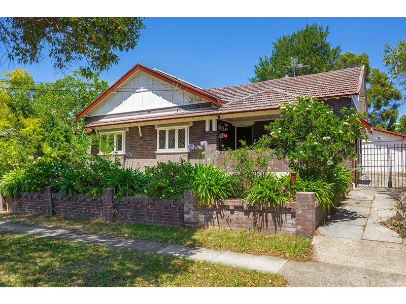 4 Inverary street, Concord NSW 2137