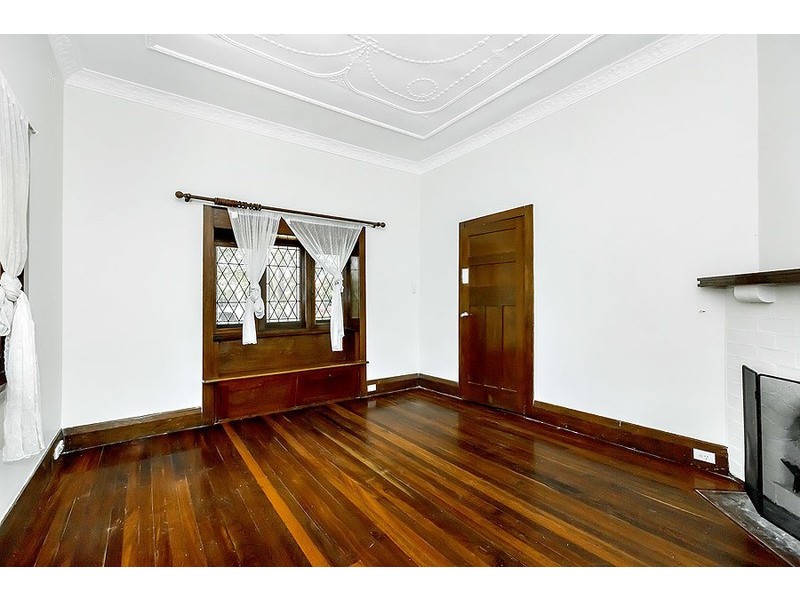 4 Inverary street, Concord NSW 2137