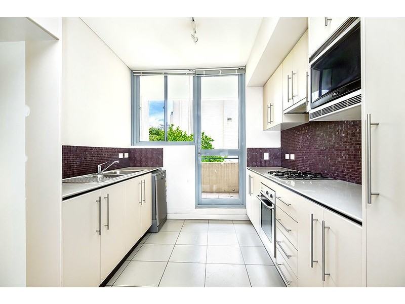 213/5 Stromboli Strait, Wentworth Point NSW 2127