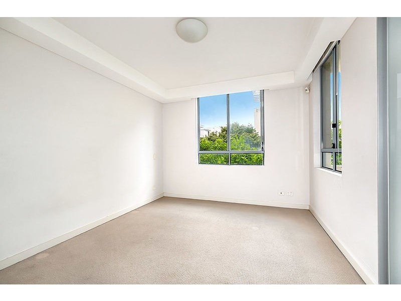 213/5 Stromboli Strait, Wentworth Point NSW 2127