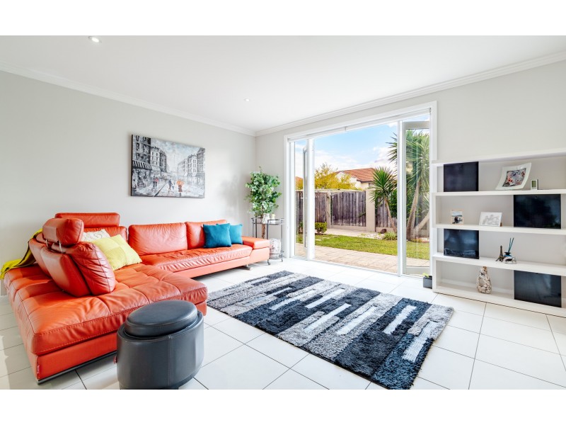 9 Linden Way, Bella Vista NSW 2153