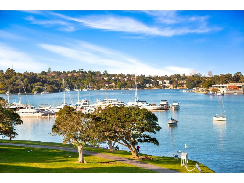 1 Rosemeadow Drive, Cabarita NSW 2137