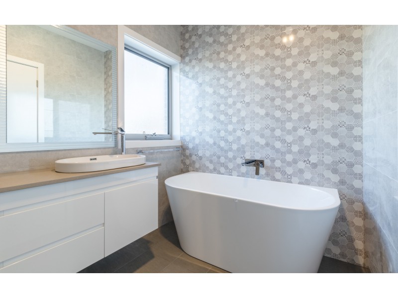 58B Links Ave, Concord NSW 2137