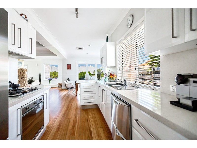 51 Llewellyn Street, Rhodes NSW 2138