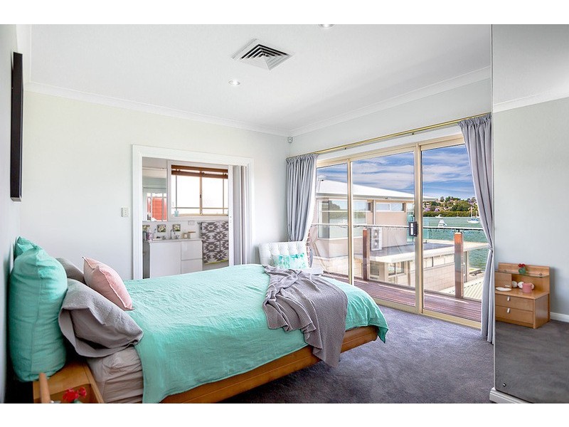 51 Llewellyn Street, Rhodes NSW 2138