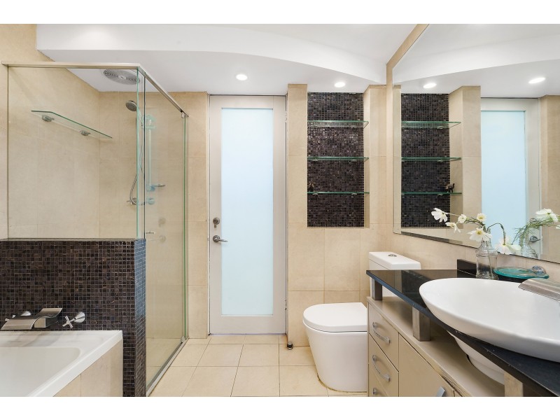 98 Regatta Road, Canada Bay NSW 2046