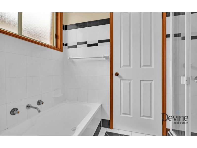 1/120 Green Valley Road, Green Valley NSW 2168