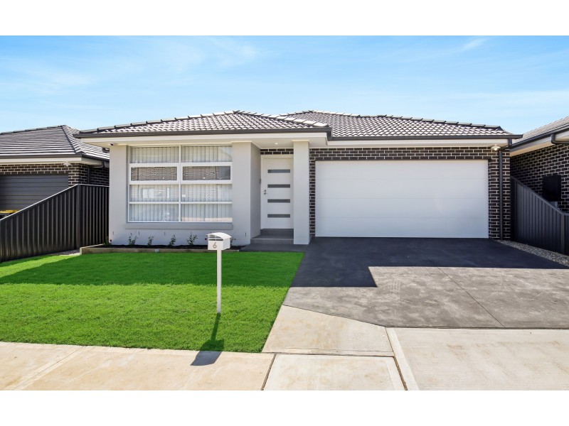 6 Driftway Street, Austral NSW 2179