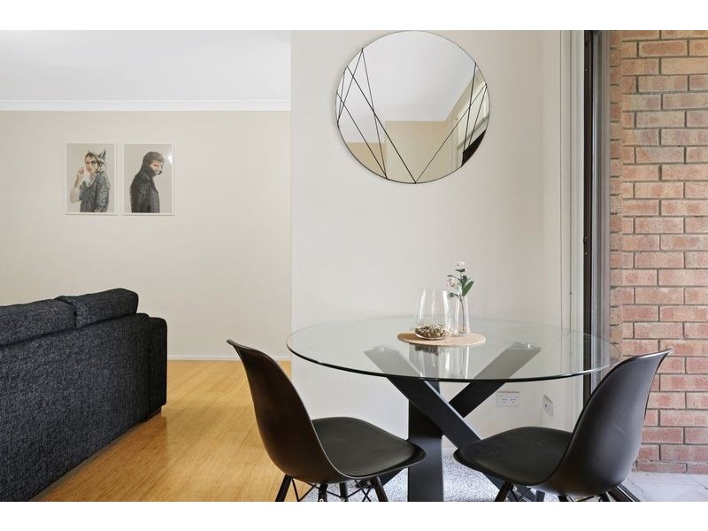 1/11-13 Cambridge Street, Gladesville NSW 2111