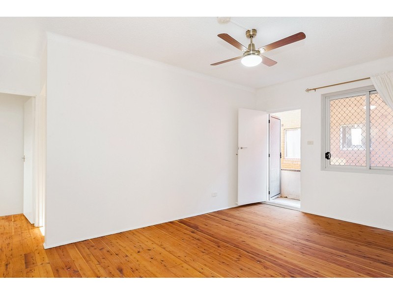 8/41 Macdonald Street, Lakemba NSW 2195