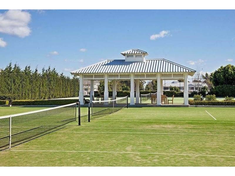 103/18 Woodlands Avenue, Breakfast Point NSW 2137