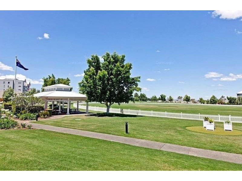 103/18 Woodlands Avenue, Breakfast Point NSW 2137