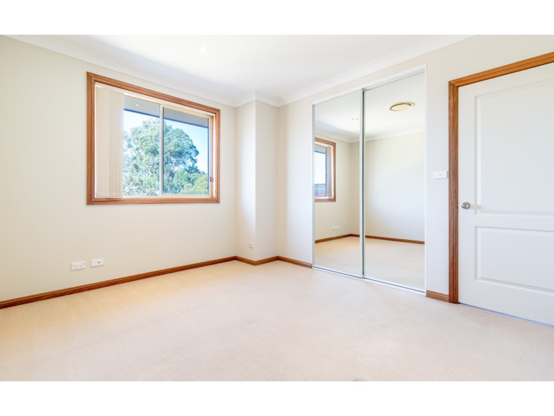 6/17-19 Greenfinch Street (also known as unit 12), Green Valley NSW 2168