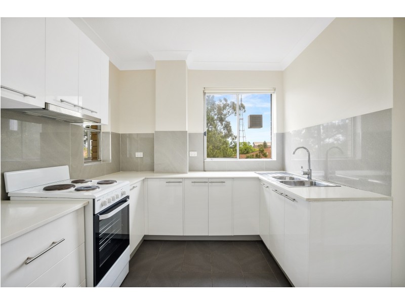 17/8-14 Ellis Street, Chatswood NSW 2067