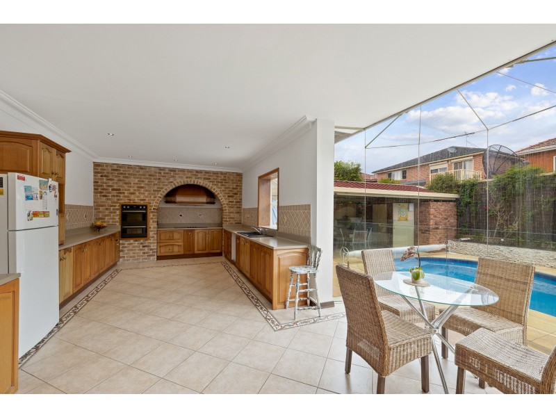 14 Meadow Street, Concord NSW 2137