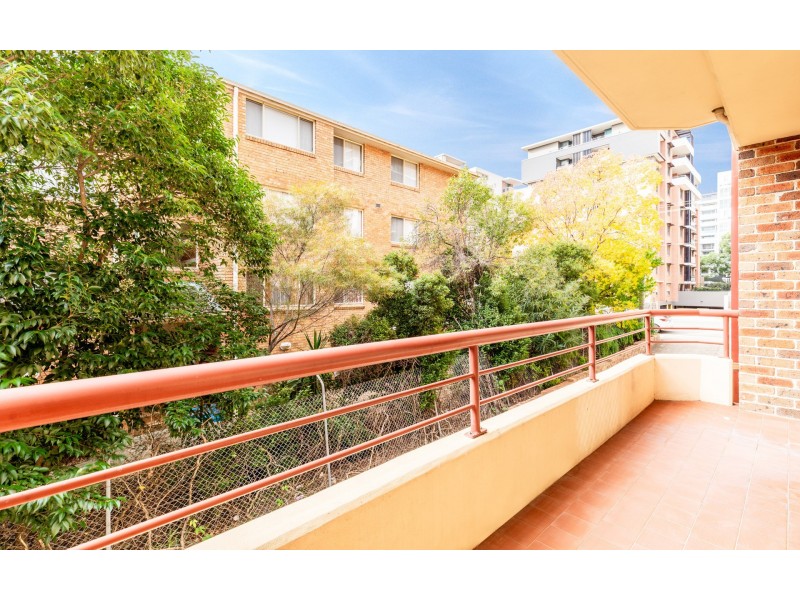 2/9 George Street, Liverpool NSW 2170