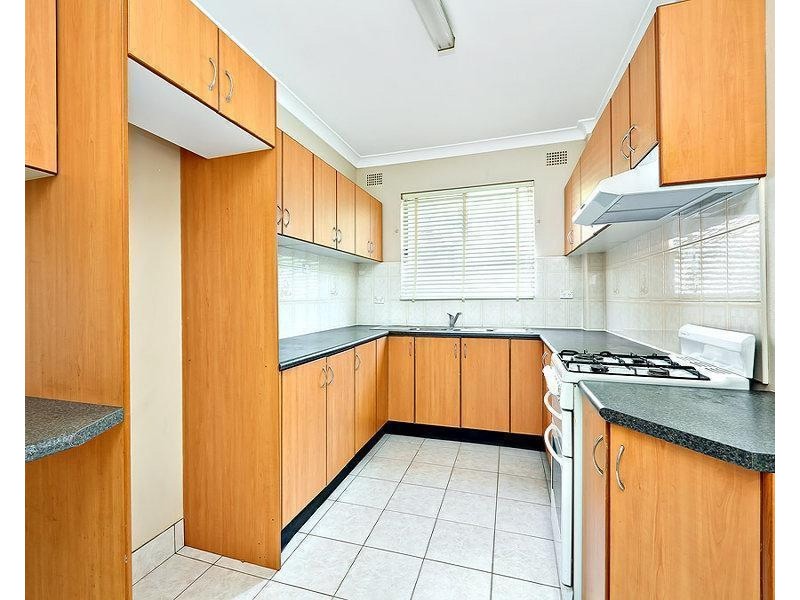 1/41 Burlington  Road, Homebush NSW 2140