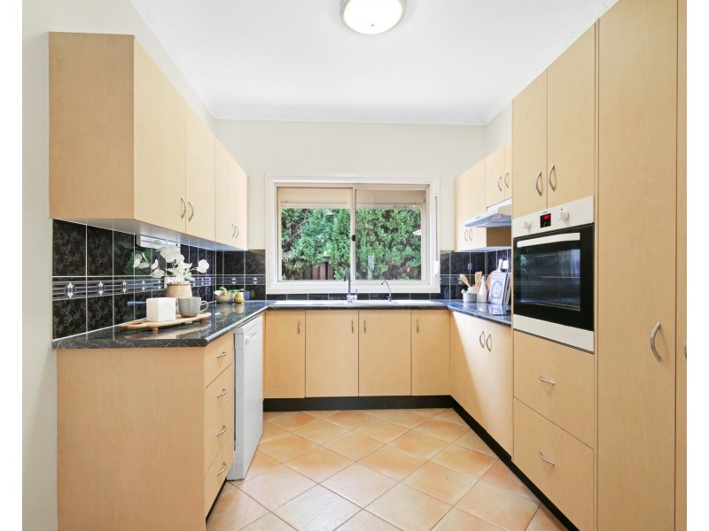 7 Freeman Place, Concord NSW 2137