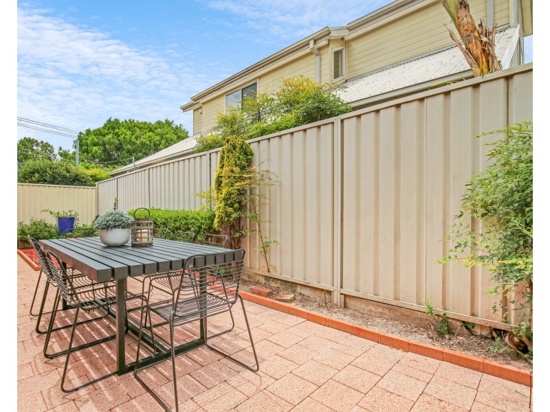 7 Freeman Place, Concord NSW 2137