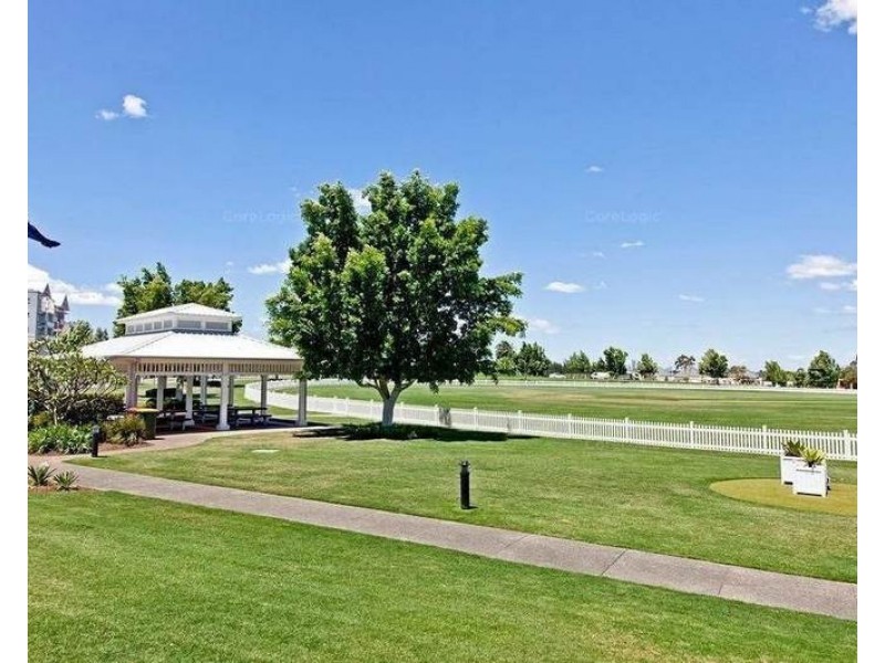 103/18 Woodlands Avenue, Breakfast Point NSW 2137