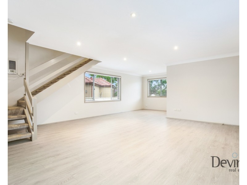 19 Lockwood Avenue, Greenacre NSW 2190