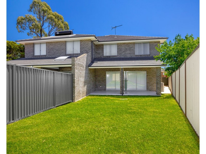20B St Pauls Crescent, Liverpool NSW 2170