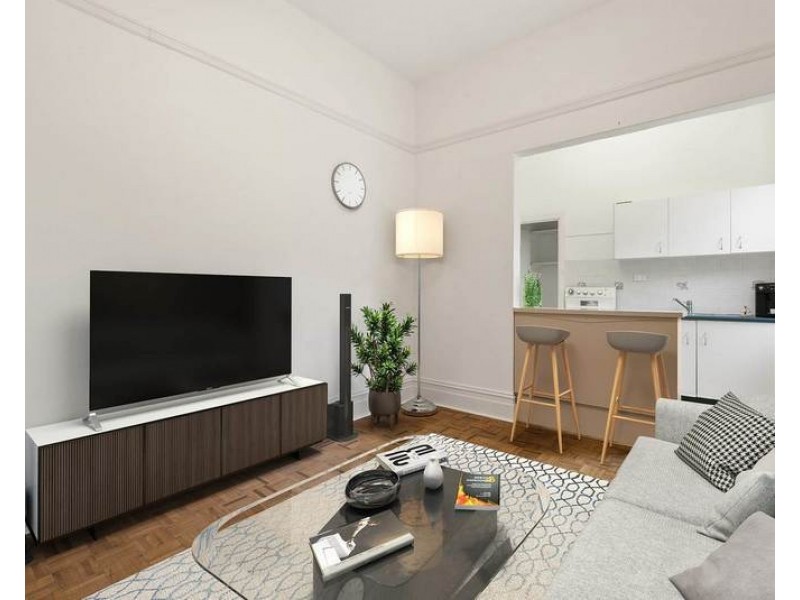 2/15 Hampden Street, Ashfield NSW 2131