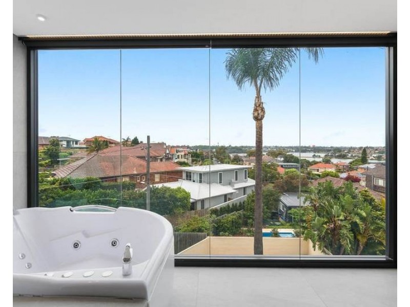 5 Undine Street, Russell Lea NSW 2046