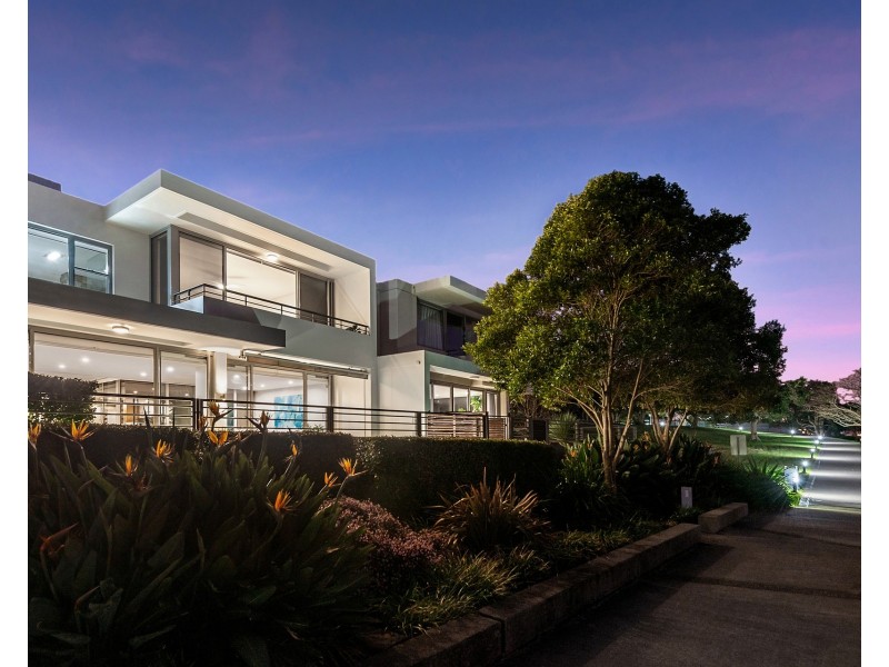2 Regatta Way, Cabarita NSW 2137