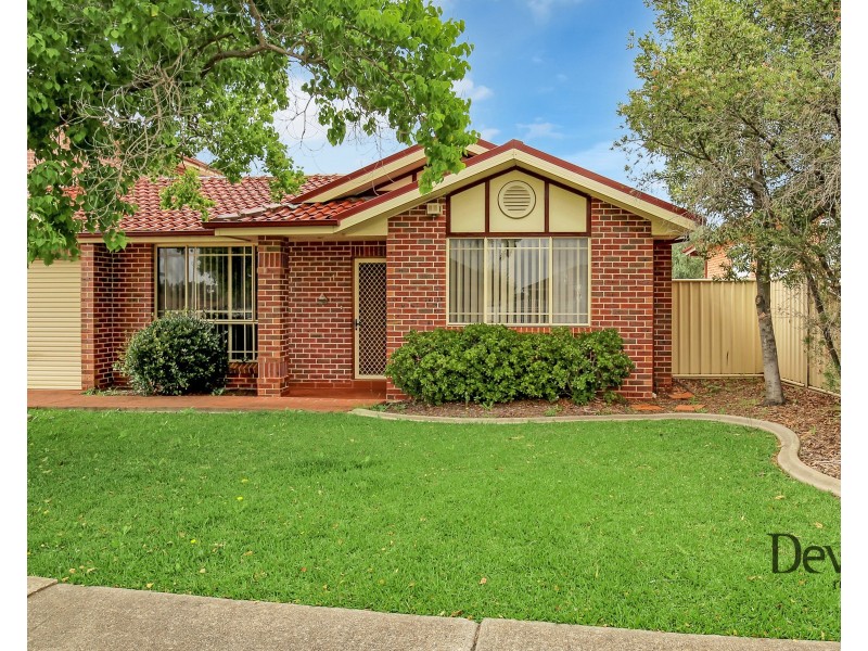 1/120 Green Valley Road, Green Valley NSW 2168