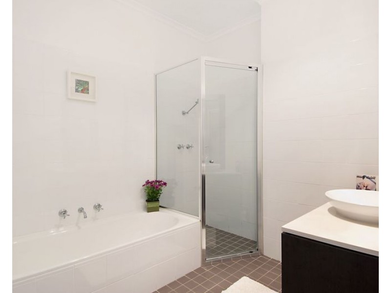 23/10 Batemans Road, Gladesville NSW 2111