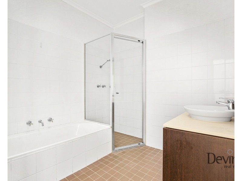 23/10 Batemans Road, Gladesville NSW 2111