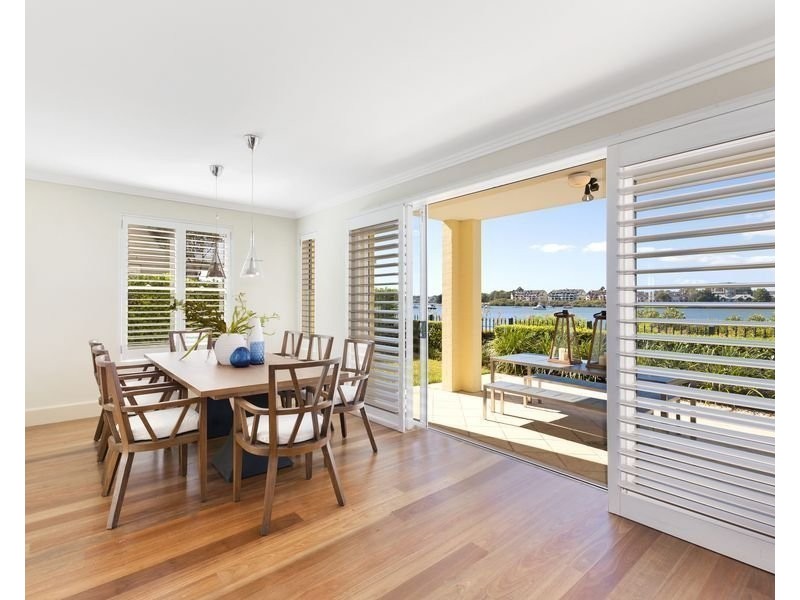 10 Jacaranda Drive, Cabarita NSW 2137