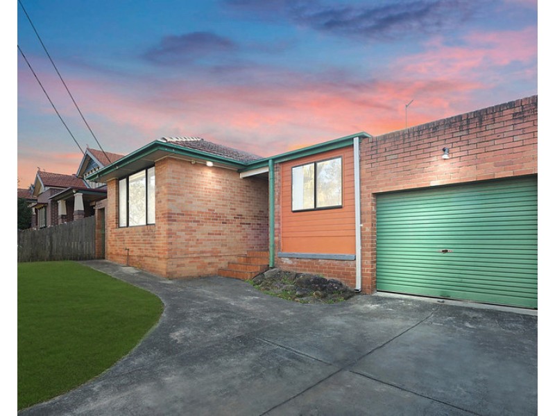 1A Tripod Street, Concord NSW 2137