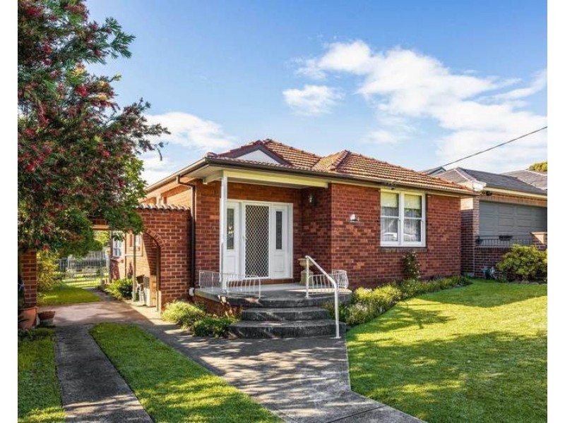 4 Boronia Street, Concord West NSW 2138