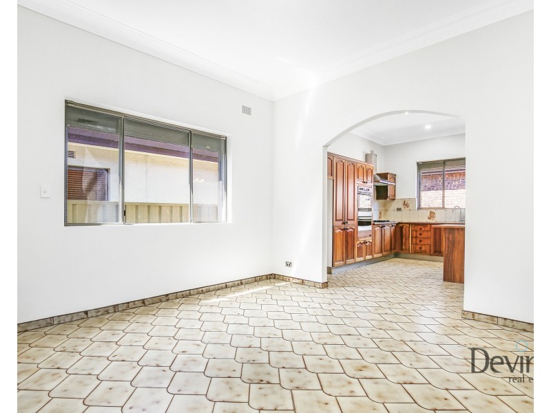 98 Wellbank Street, Concord NSW 2137