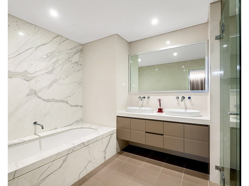 16/29 Peninsula Drive, Breakfast Point NSW 2137