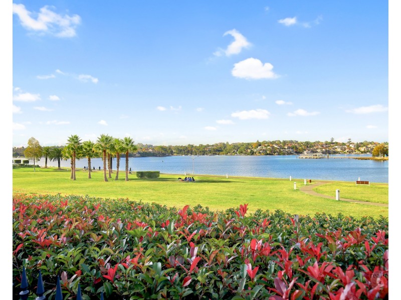16/29 Peninsula Drive, Breakfast Point NSW 2137