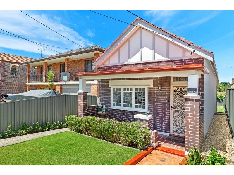 13 Rickard Street, Rodd Point NSW 2046