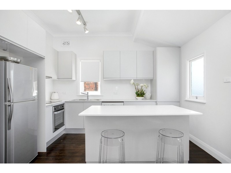 13 Rickard Street, Rodd Point NSW 2046