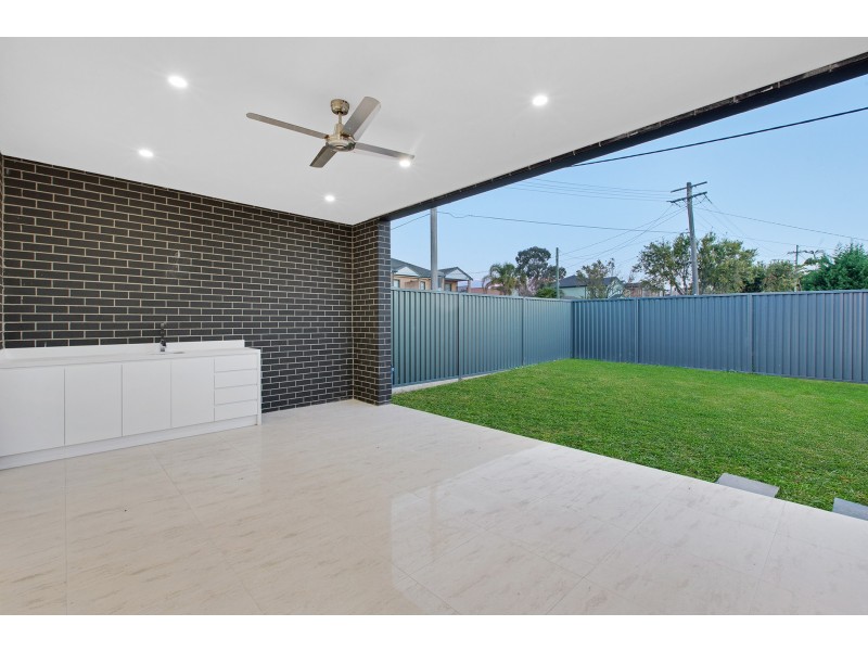 25a Latvia Avenue, Greenacre NSW 2190