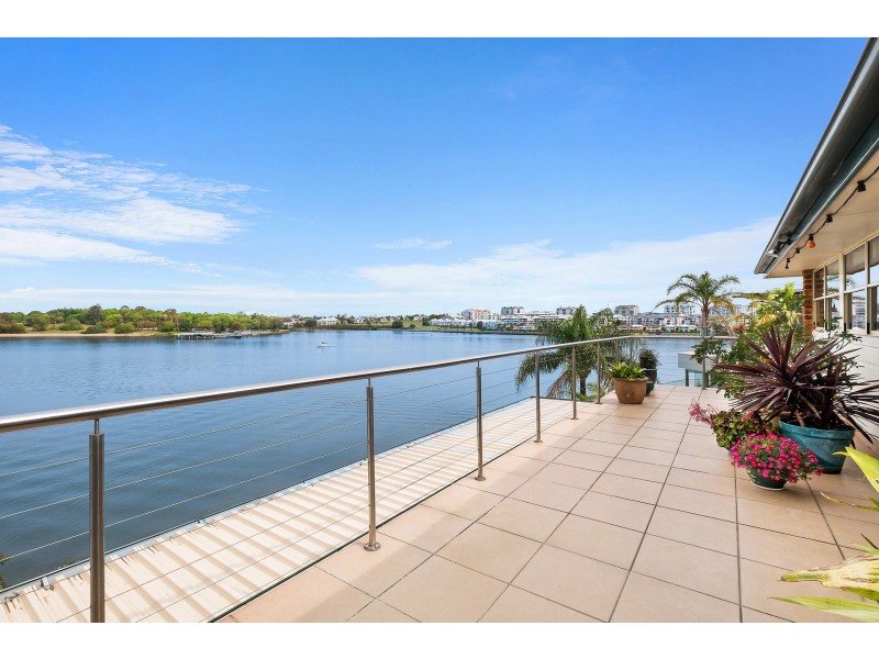 102 Champion Road, Tennyson Point NSW 2111