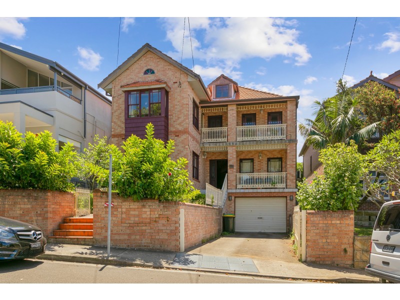 20 Lyons Road, Drummoyne NSW 2047