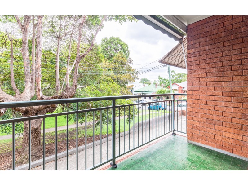 2/11 Bayswater Road, Drummoyne NSW 2047