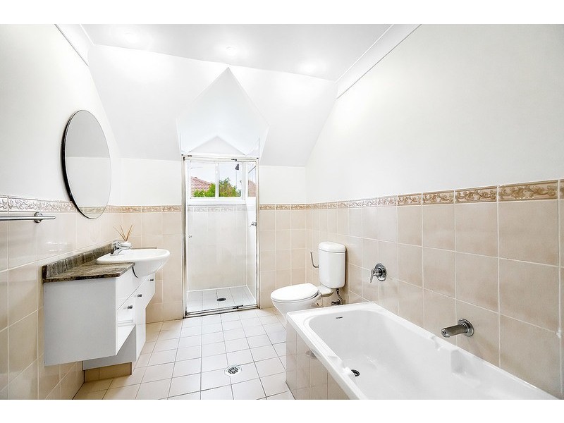 8/15 Queens Road, Five Dock NSW 2046