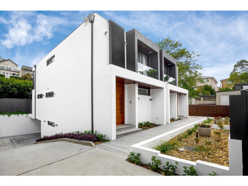 2/10A Burns Crescent, Chiswick NSW 2046