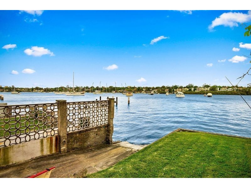 37 Burns Crescent, Chiswick NSW 2046