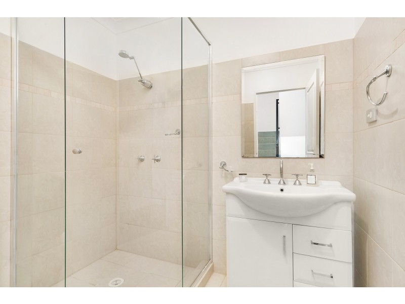 2/104 William Street, Five Dock NSW 2046