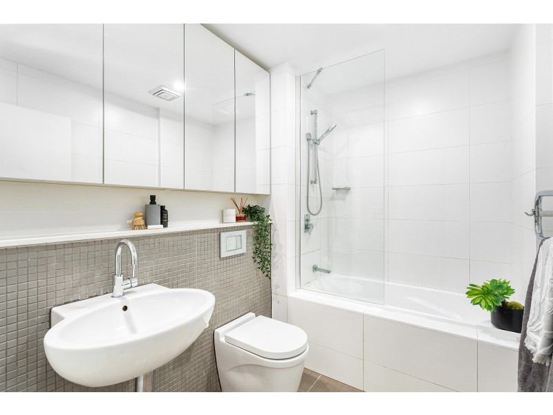 1/54A Blackwall Point Road, Chiswick NSW 2046