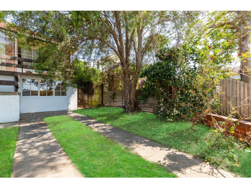 2/103 Henley Marine Drive, Russell Lea NSW 2046